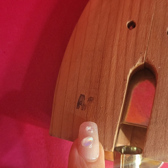 Sof Soleshoe Split Toe Cedar Shoe Tree Pre-owned - Picture 6 of 7